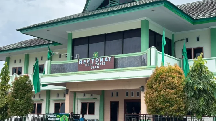 Magister Administrasi Publik IISIP Yapis Biak Raih Akreditasi Baik Sekali