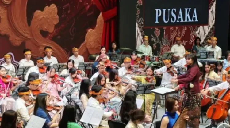 Sabet Penghargaan Tertinggi di Beijing TRUST Orchestra Tampil Memukau