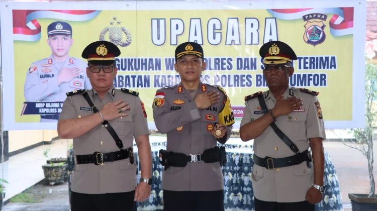 Polres Biak Numfor Gelar Pengukuhan Jabatan Wakapolres dan Serahterima Kabag Ops