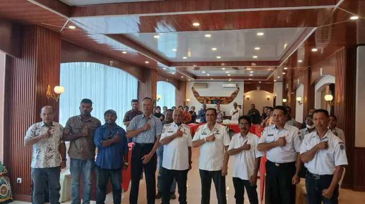 Bupati Biak Numfor Dukung Pembentukan Koperasi Asosiasi Peternak Unggas