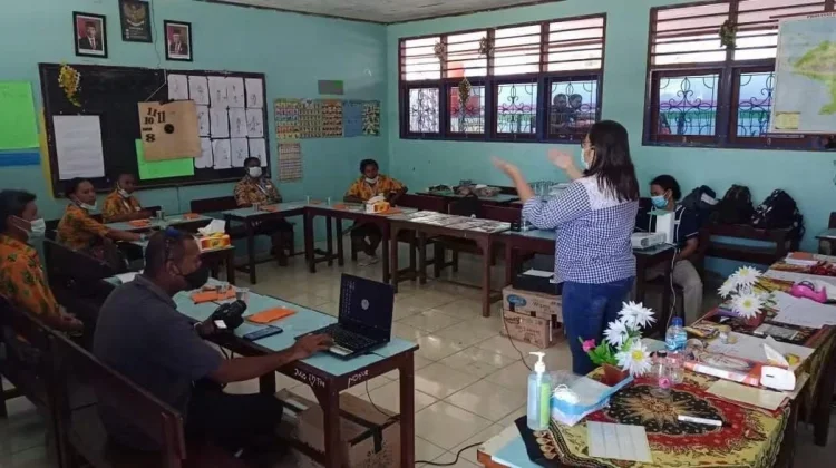 Guru Hebat Tidak Lahir Sendirian