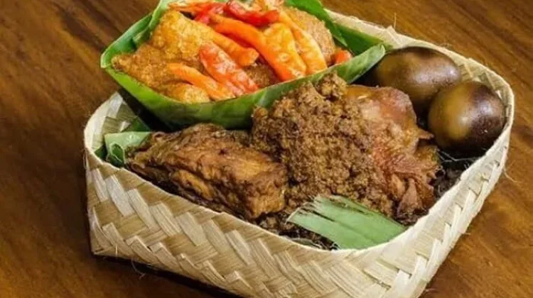 Gudeg hingga Bakpia, Ini Lima Kuliner Khas Yogyakarta yang Wajib Dicoba Ilustrasi g
