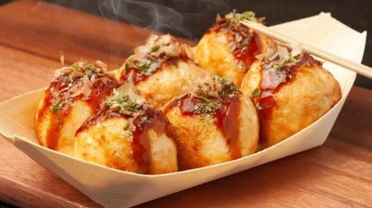 Jepang Hadirkan Takoyaki Sando, Sandwich dengan Isian Takoyaki