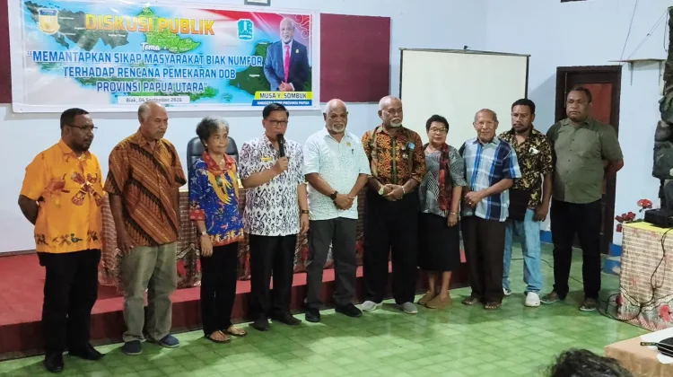 Musa Sombuk Prakarsai Diskusi DOB Papua Utara di Biak