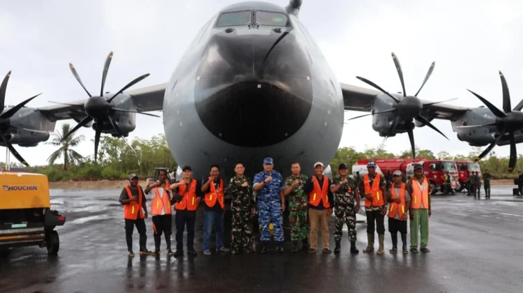Perdana Masuk Apron Baseops Lanud Manuhua, Pesawat A400M Sukses Bermanuver