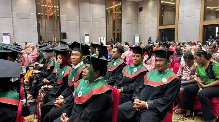 INCITA Gelar Wisuda Perdana, 69 Lulusan Dikukuhkan
