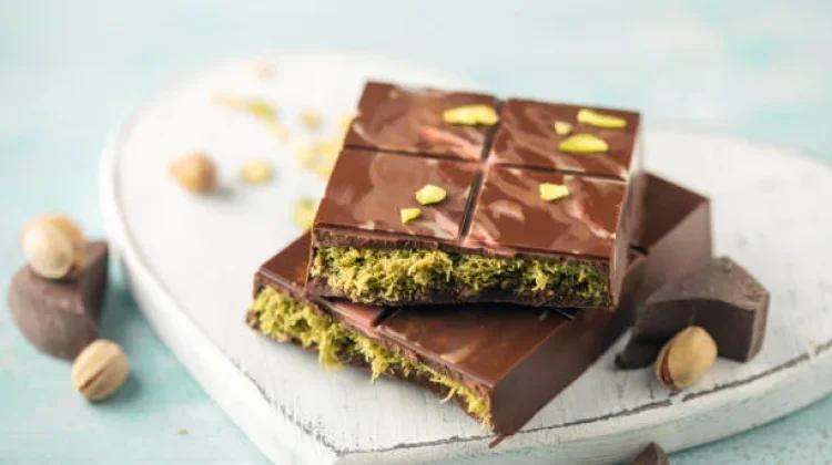 5 Makanan yang Lagi Viral di TikTok, Cokelat Dubai Salah Satunya!