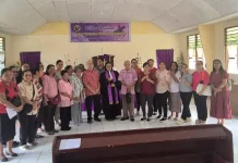 KKPD Biak Numfor Serahkan 25 Ukulele untuk PAR GKI Damai Nermnu