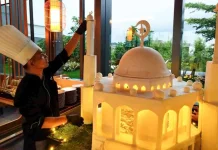 Miniatur Masjid Berbahan 100 Kg Coklat