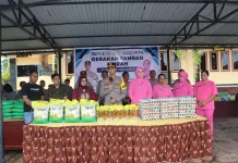 Gerakan Pangan Murah Polres Biak Numfor "diserbu" Masyarakat