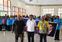 Senator Pdt Dawid Waromi Kunjungi Sekolah Rakyat Biak