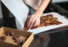 Kurma Sebaiknya Dicuci atau Tidak? Ketahui Faktanya