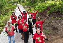 Hari Air Sedunia 2026, KJB Tanam 20 Bibit Pinang di Ekowisata Kali Barupi Biak