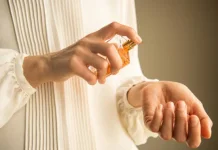 Wangi Parfum Tak Bertahan Lama? Cara Pakai Bisa Jadi Kuncinya