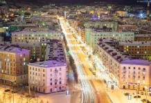 Kota murmansk terbesar di dunia