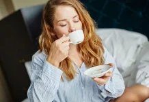 Apakah Minum Kopi Bisa Meringankan Microsleep? Ini Penjelasannya