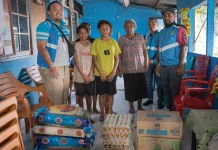 Sasar 11 Lokasi, PLN Papua  Salurkan Bantuan Sembako Bagi Lansia dan Anak Asuh
