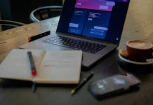 Menjaga Lingkungan Digital Tetap Hijau Era Modern
