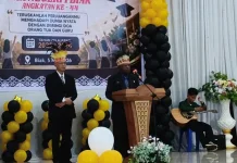 Tangis Senyum- Bahagia Mewarnai Pelepasan 393 Lulusan SMANSA Biak