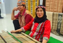 Mengenal Kain Doyo, Warisan Budaya Indonesia yang Sarat Makna