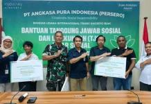 Angkasa Pura Indonesia Biak Serahkan Bantuan TJSL Capai Rp30 Juta
