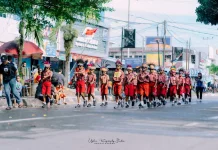 SD Negeri Soryar Biak Raih Juara 1 Gerak Jalan Indah HUT RI ke-81
