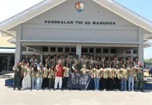Lanud Manuhua Biak Fasilitasi Kepulangan 30 Mahasiswa KKN PPM UGM