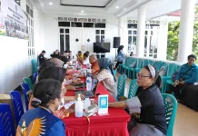 Pemeriksaan Kesehatan diikuti ASN dan Panitia HUT RI di Pulau Numfor