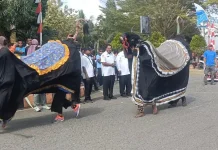 Kekayaan Budaya Jawa Timur Meriahkan Karnaval Budaya Nusantara di Biak Numfor