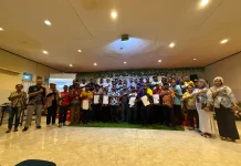 Upaya Lindungi Hiu dan Pari, Forum Konservasi Laut Biak Gelar FGD Rancangan Perbup