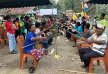 Mananwir-Er Ronsumbre Gelar Baksos dan Perlombaan, Sambut HUT ke-81 RI