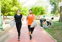 Bugar Sambil Jaga Bumi, Yuk Kenali Olahraga Plogging