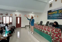 PKKMB INCITA Biak Tanamkan Nilai Pancasila kepada Mahasiswa Baru