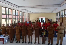 Sebanyak 17 Peserta Ikuti Pelatihan Pembuatan Perahu Fiber di LLK UKM Biak