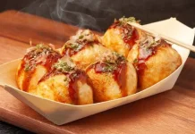Jepang Hadirkan Takoyaki Sando, Sandwich dengan Isian Takoyaki