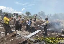 Tim Gabungan Polres Biak Numfor Padamkan Karhutla di Lahan PT WMI Yendidori