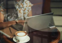Coffee Shop: Ruang Kerja Alternatif atau Hanya Tren?