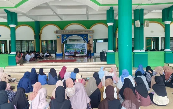 Menumbuhkan Iman Remaja lewat Pesantren Ramadan di Biak