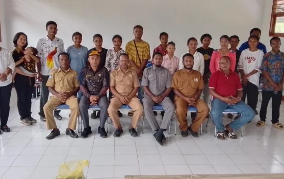 Legislator  Supiori Berbagi Pengalaman Memotivasi Warga Belajar SKB