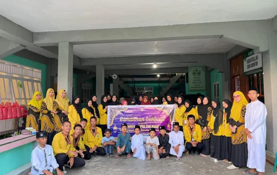 SMKS Yapis TIK Biak Jalin Silaturahmi Ramadan di Pesantren Hidayatullah