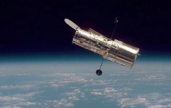 25 April 1990: Teleskop Hubble Mengorbit, Tonggak Penting Eksplorasi Antariksa Mod