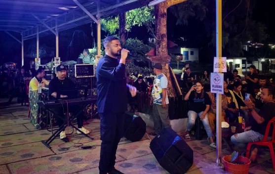 "Meet and Greet" Willy Sopacua di Taman Kopi Sini Saaja