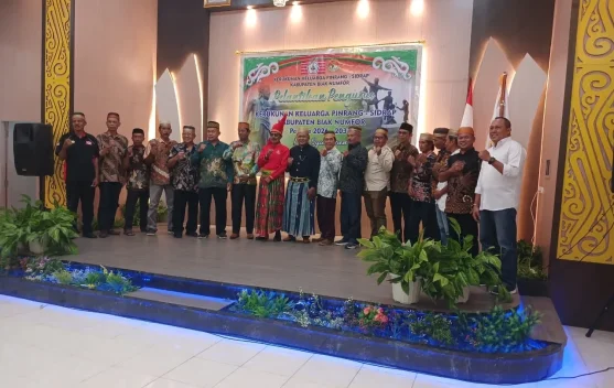 Abdullah Toasim, resmi menjadi Ketua Kerukunan Keluarga Pinrang ...