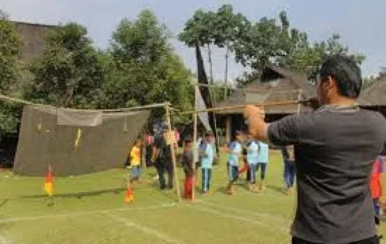 Permainan Tradisional Nusantara Susumpitan Melatih Fokus dan Ketangkasan