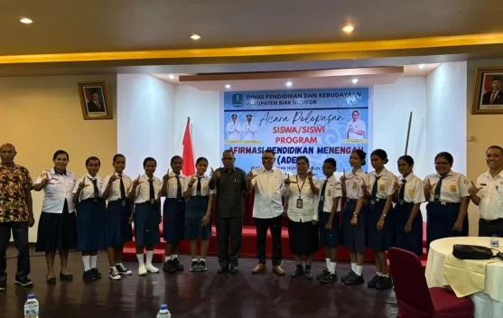 Pemda Biak Numfor, Lepas 10 Siswa Ikut Program ADEM 2026