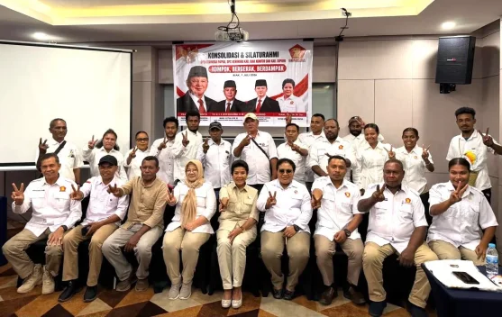 Yanni Buka Pintu Tokoh Papua Gabung Gerindra Biak