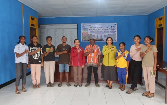 Poltekes Kemenkes Jayapura Prodi D-III Kebidanan Biak Gelar Posyandu remaja