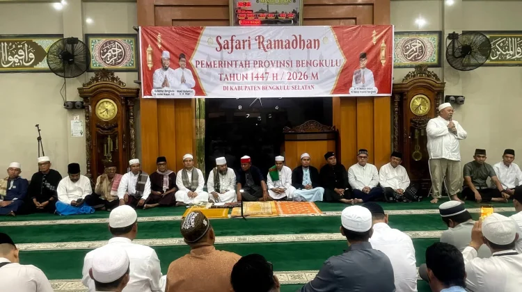 Dalam Safari Ramadan Pemprov Bengkulu Salurkan Bantuan 32 Miliar Untuk BS
