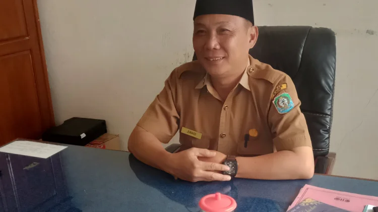 DLH Kaur Tata Lapangan Merdeka Lebih Asri