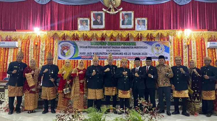 Wakil Bupati Kaur Hadir HUT Kabupaten Mukomuko ke-23